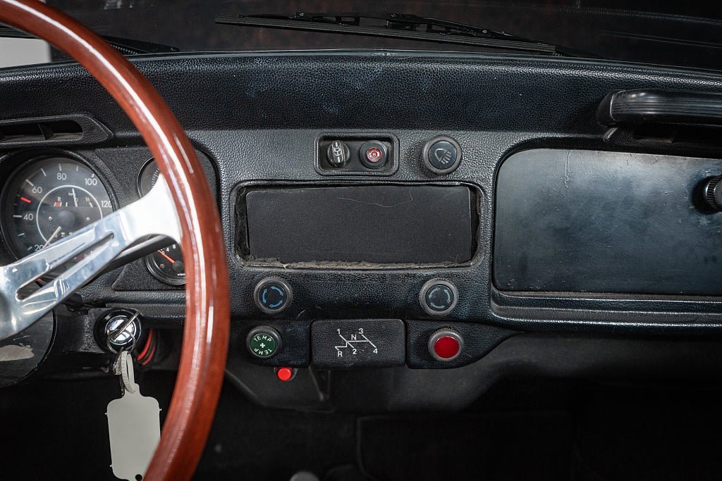 Vehicle Image 23