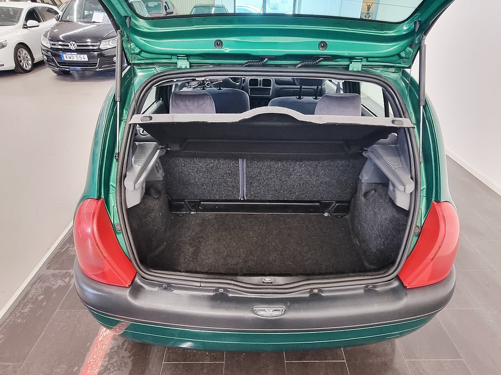 Vehicle Image 20