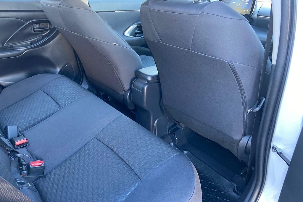 Vehicle Image 10