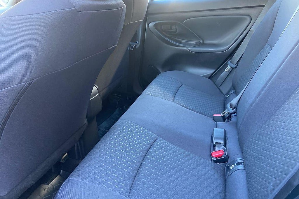 Vehicle Image 14