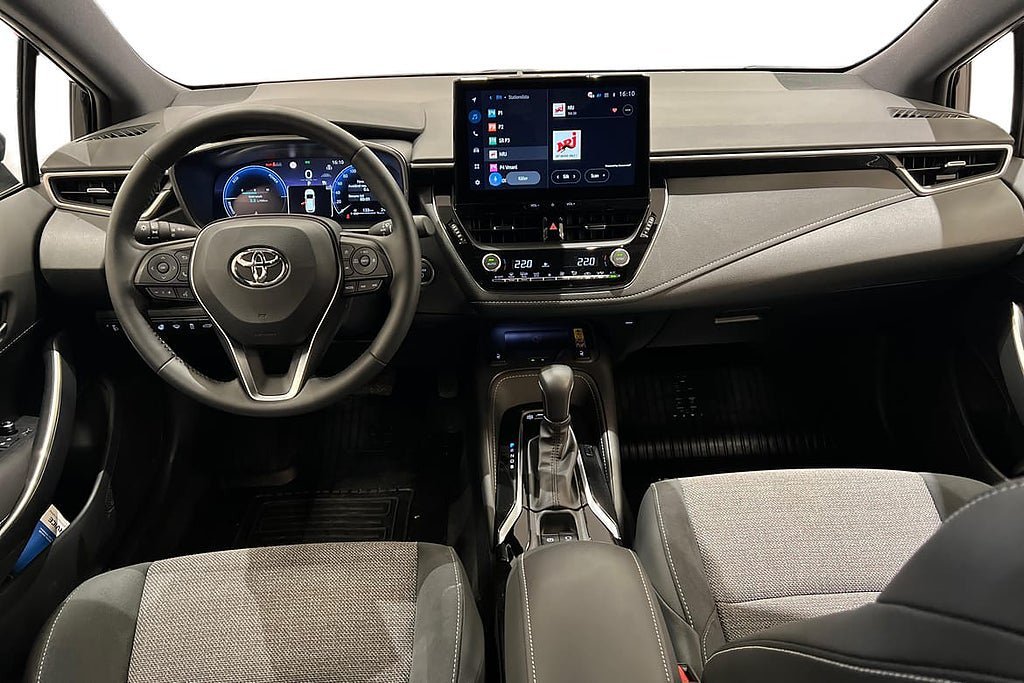 Vehicle Image 10