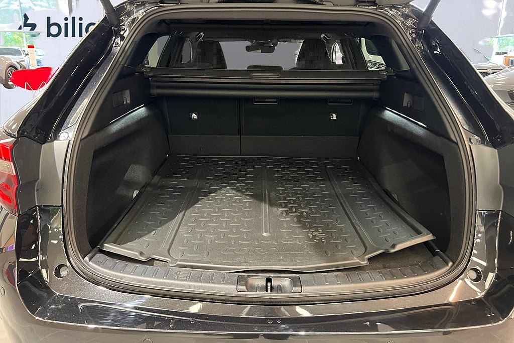 Vehicle Image 12