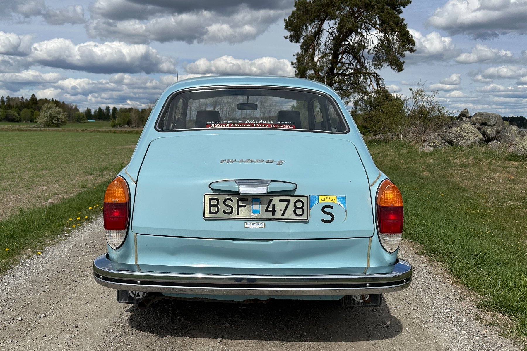 Vehicle Image 23