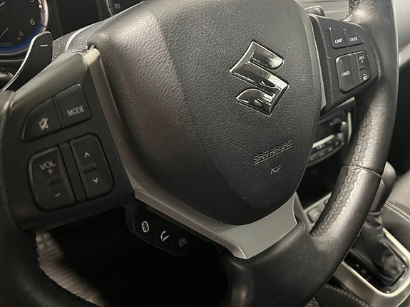 Vehicle Image 18