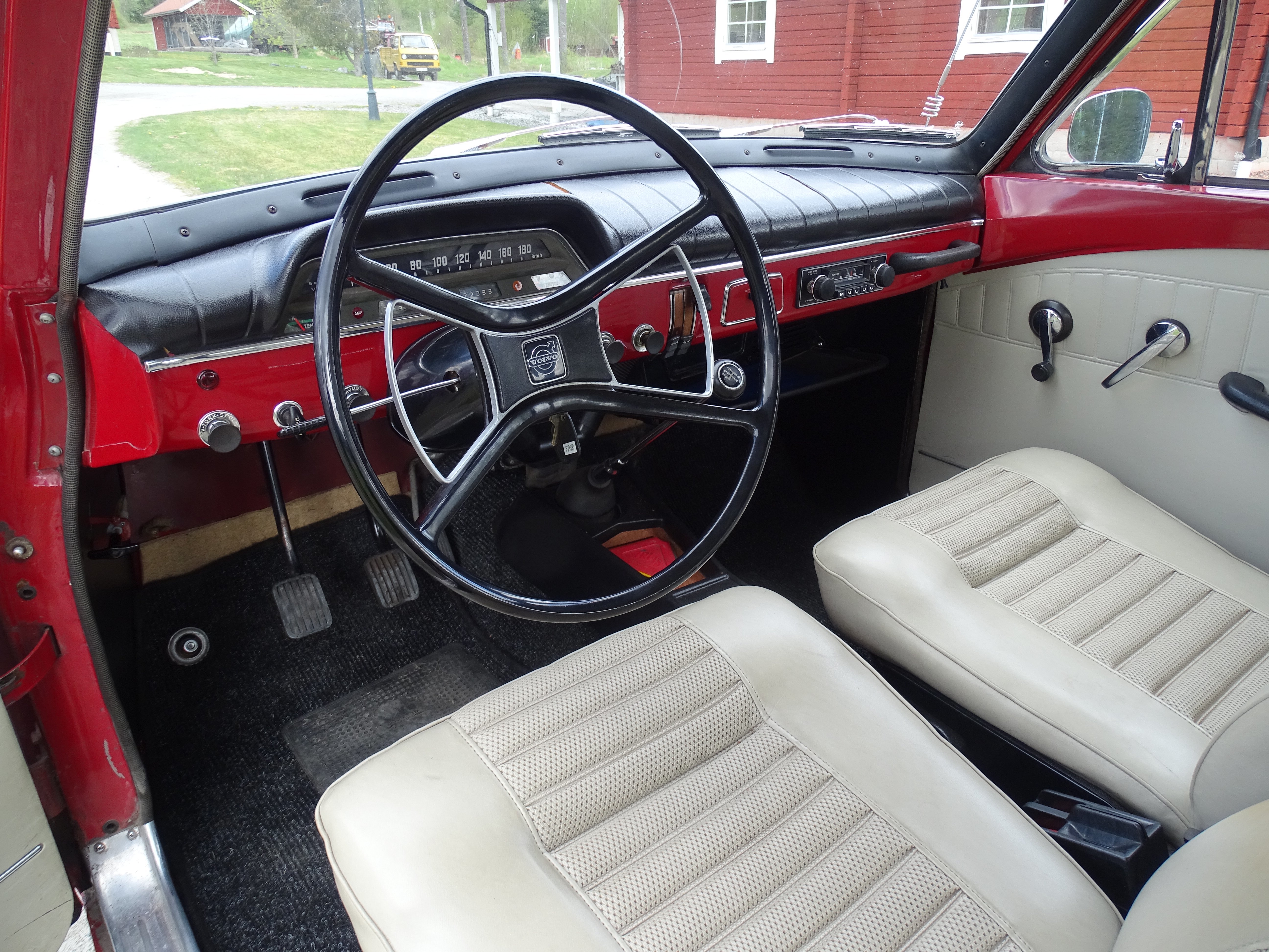 Vehicle Image 22