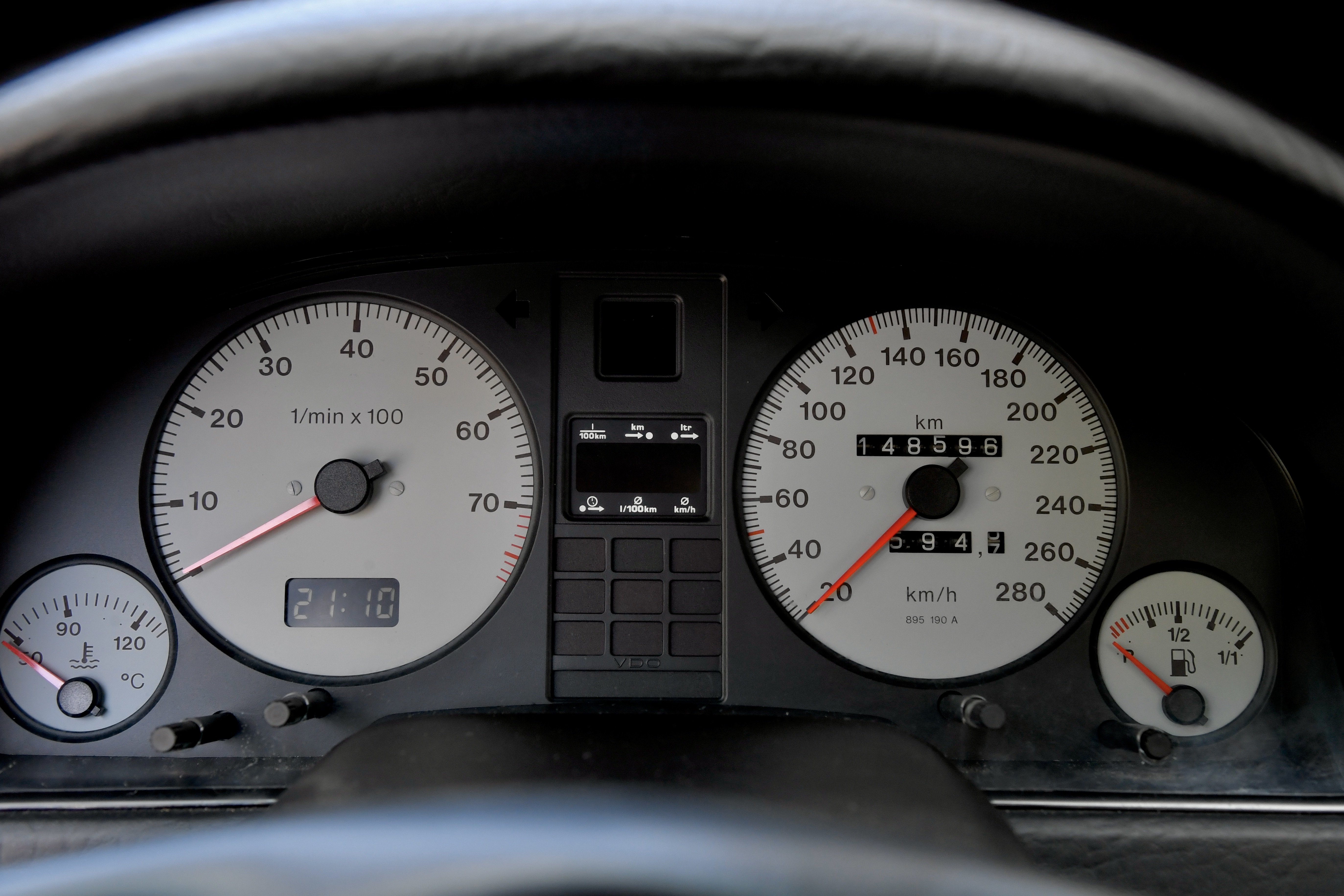 Vehicle Image 21