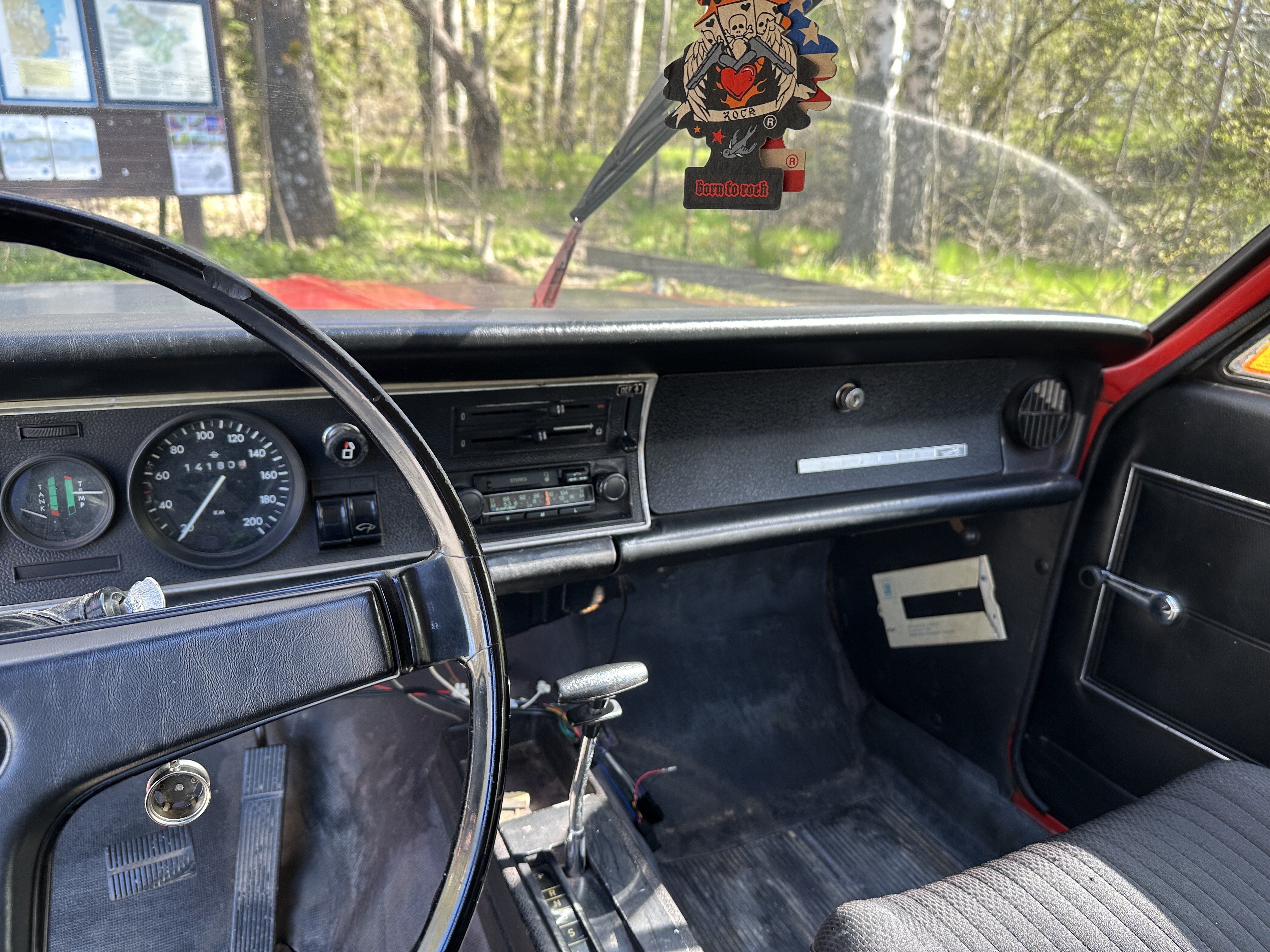Vehicle Image 28