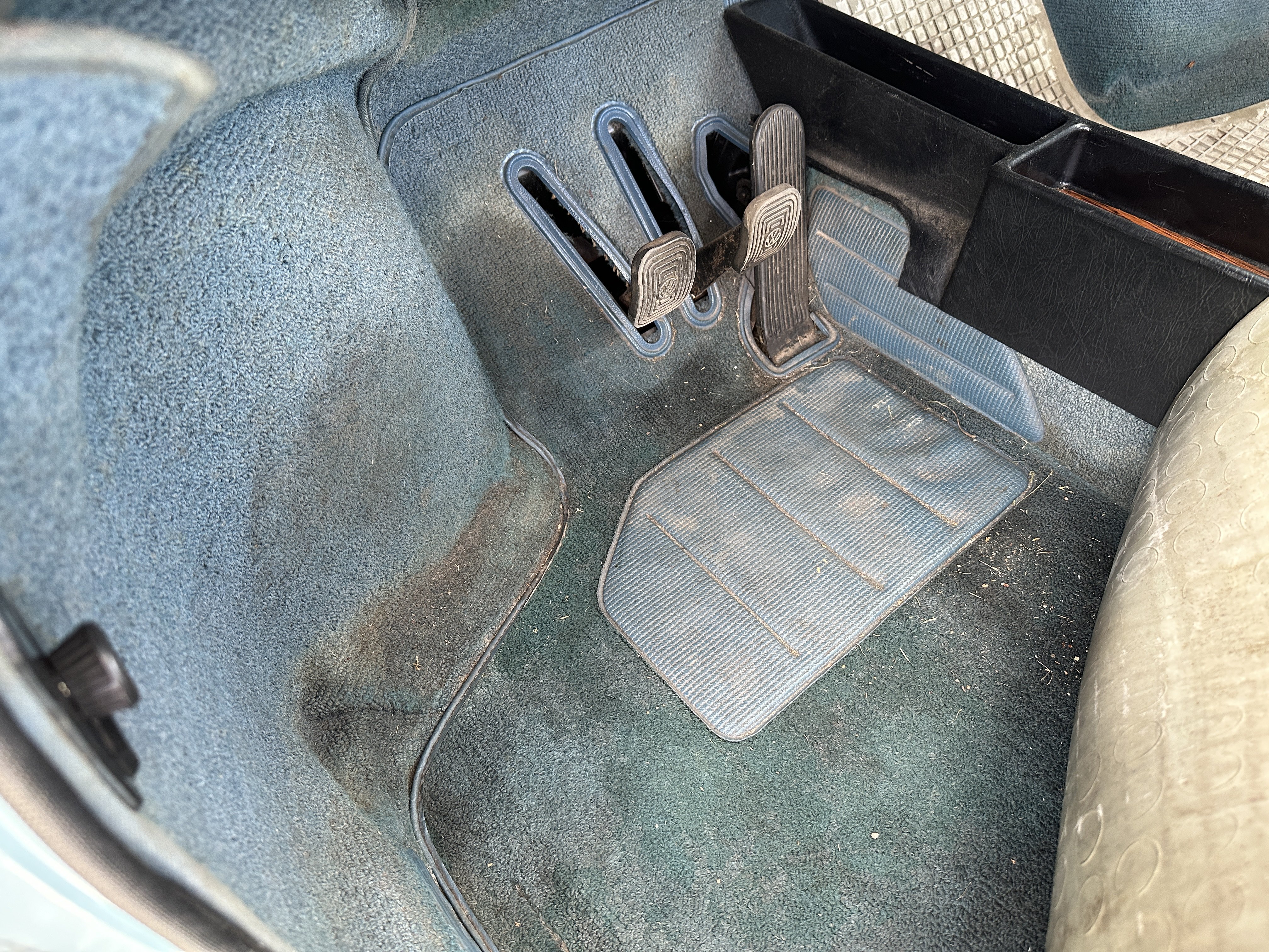 Vehicle Image 37