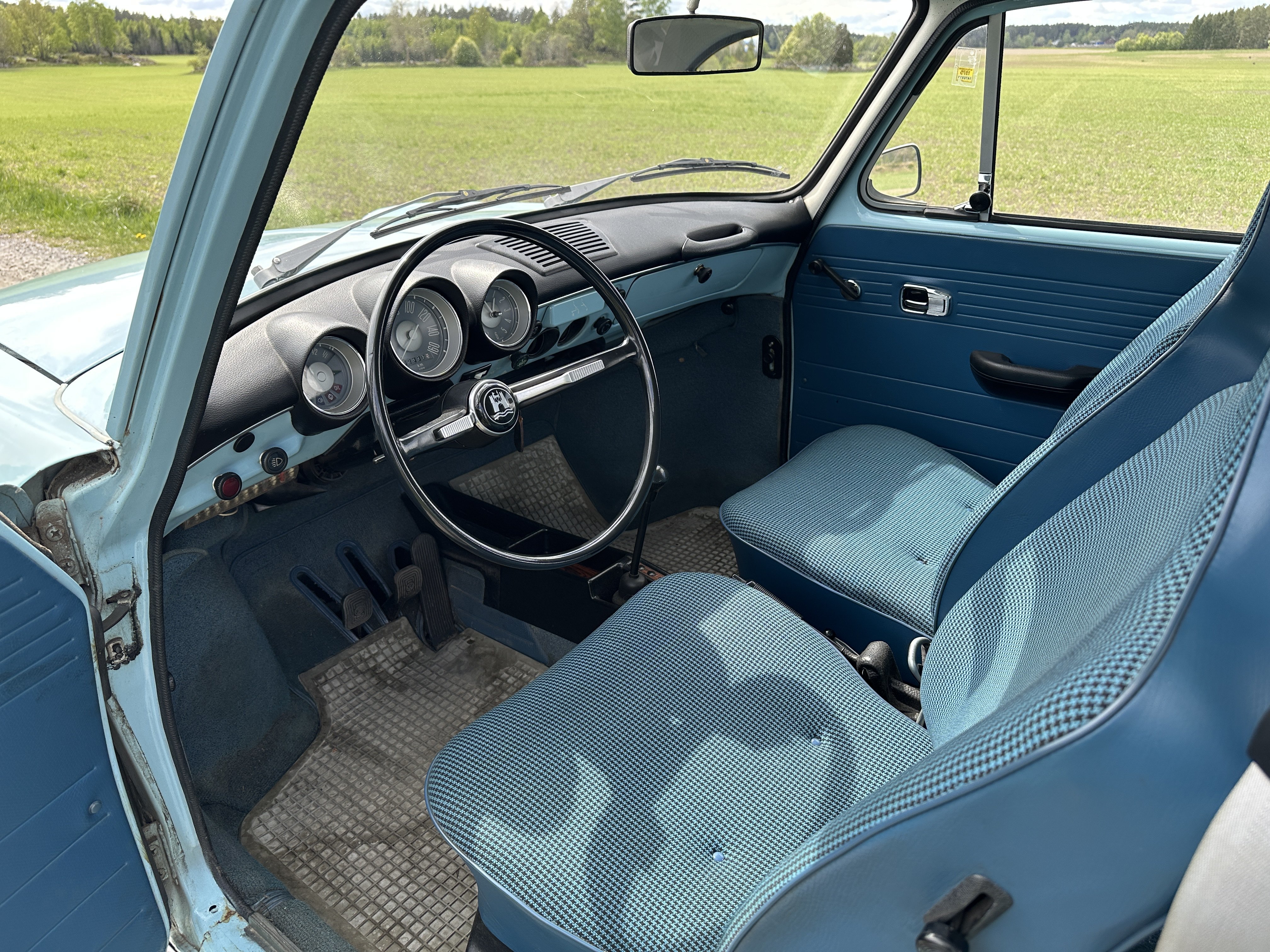 Vehicle Image 38