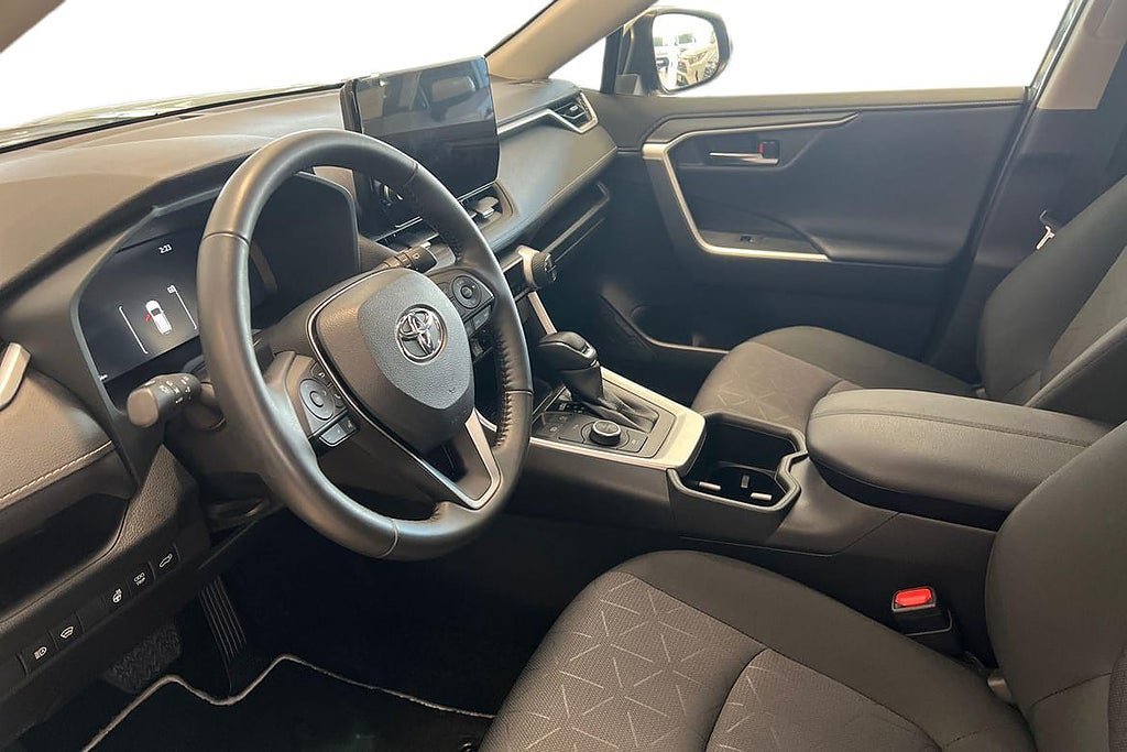 Vehicle Image 14