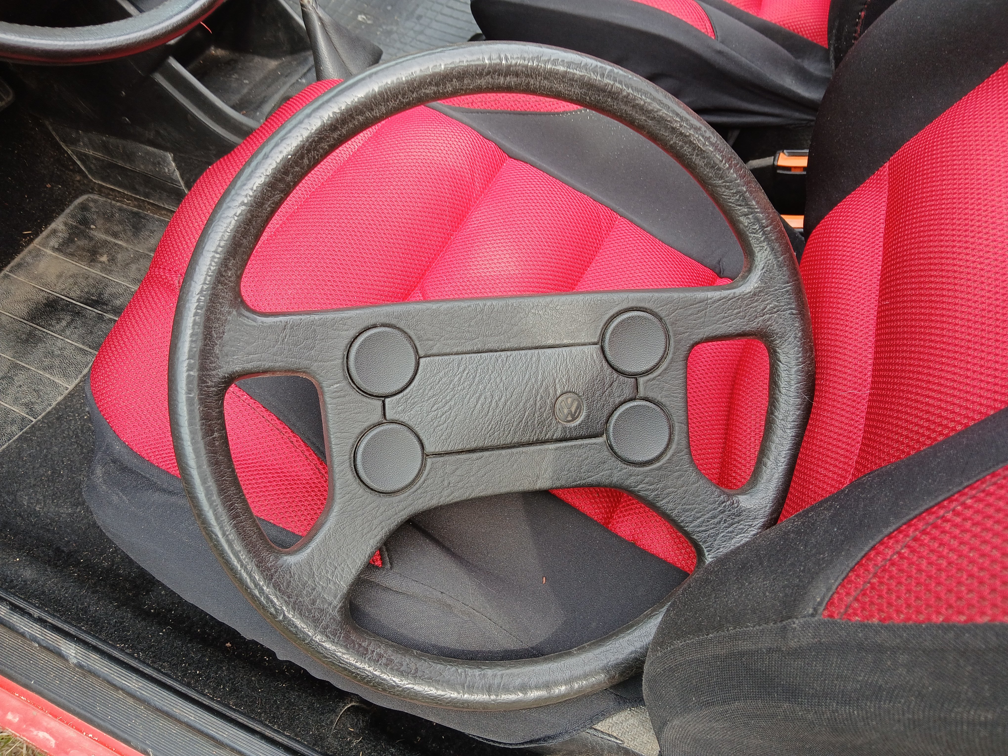 Vehicle Image 35