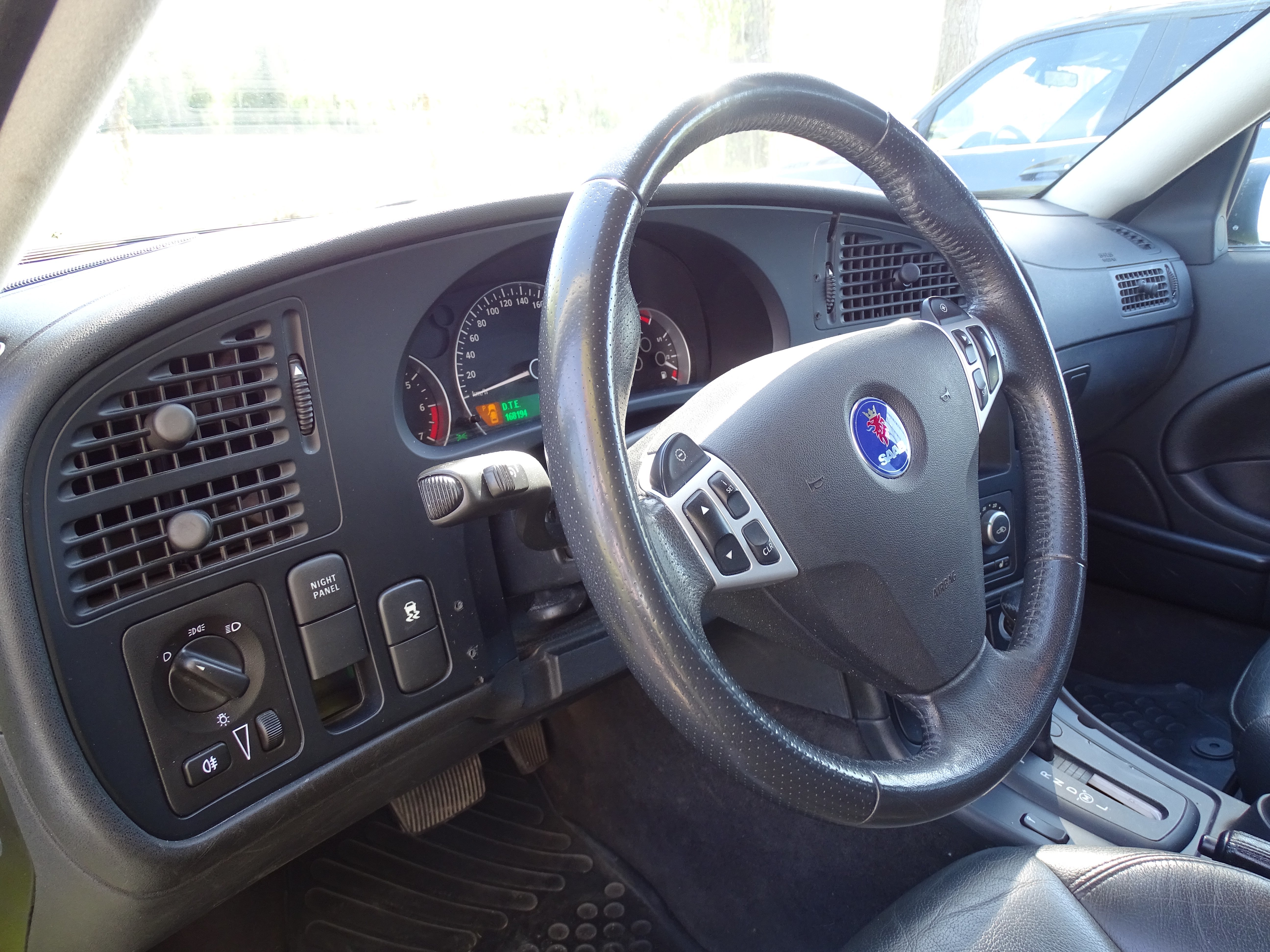 Vehicle Image 29