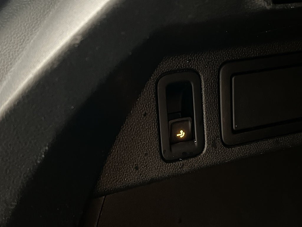 Vehicle Image 26