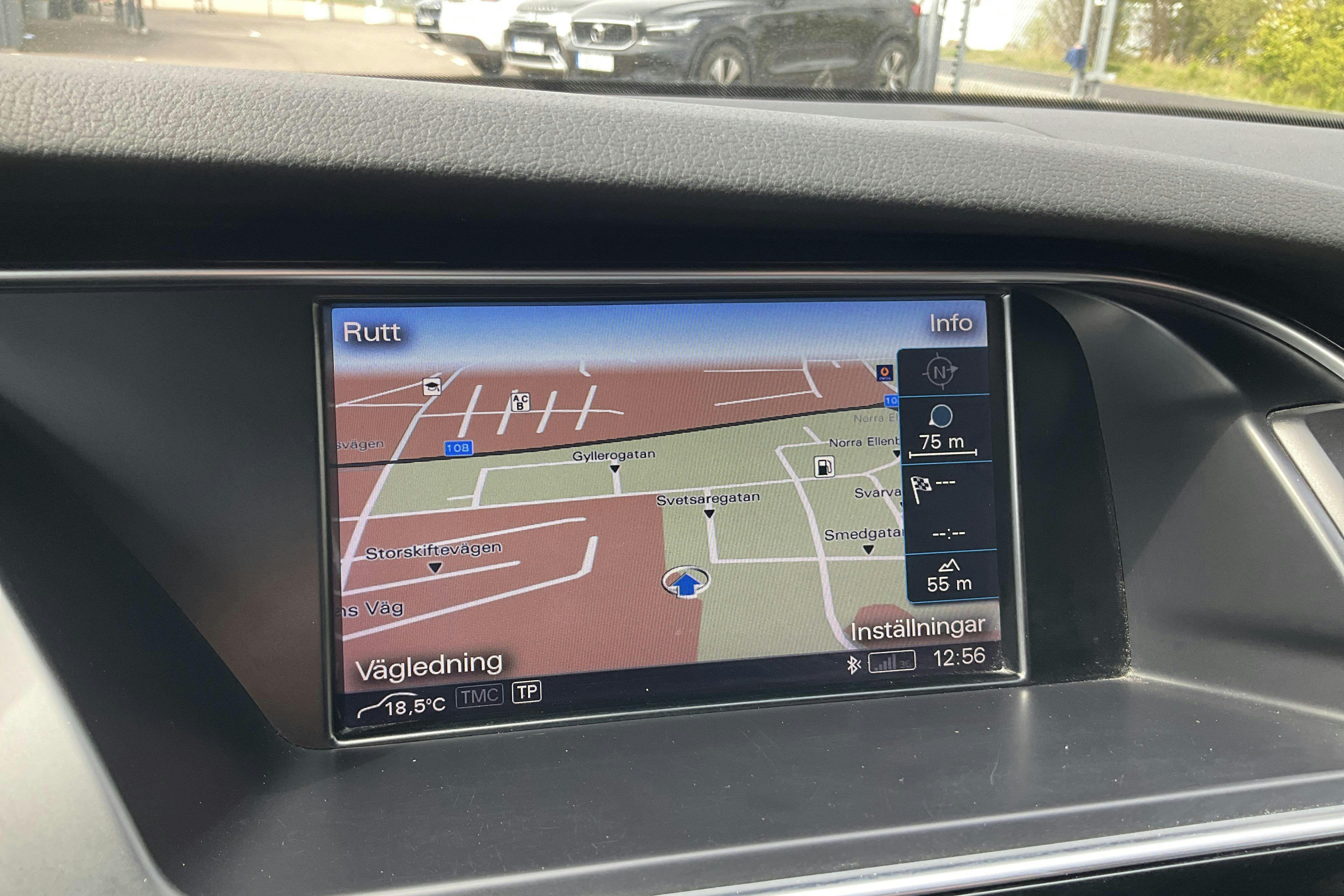 Vehicle Image 11