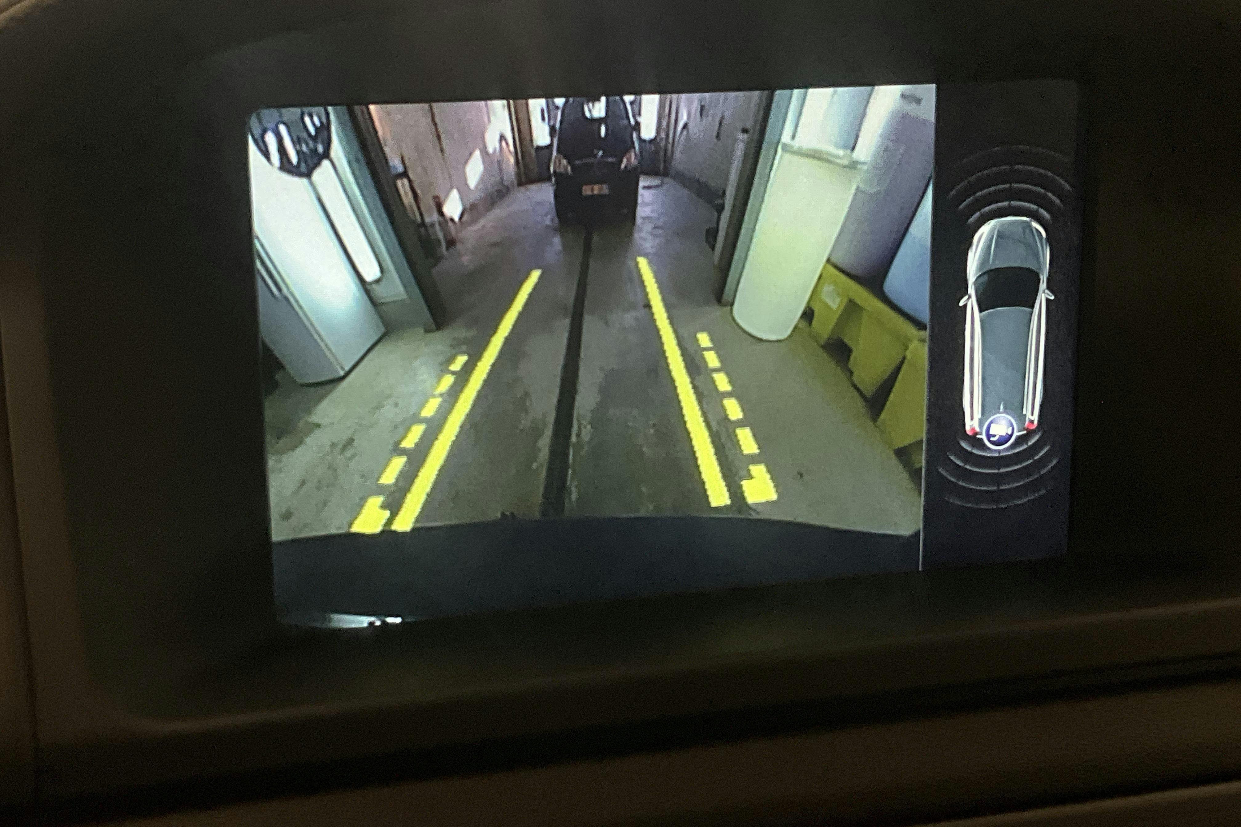 Vehicle Image 12