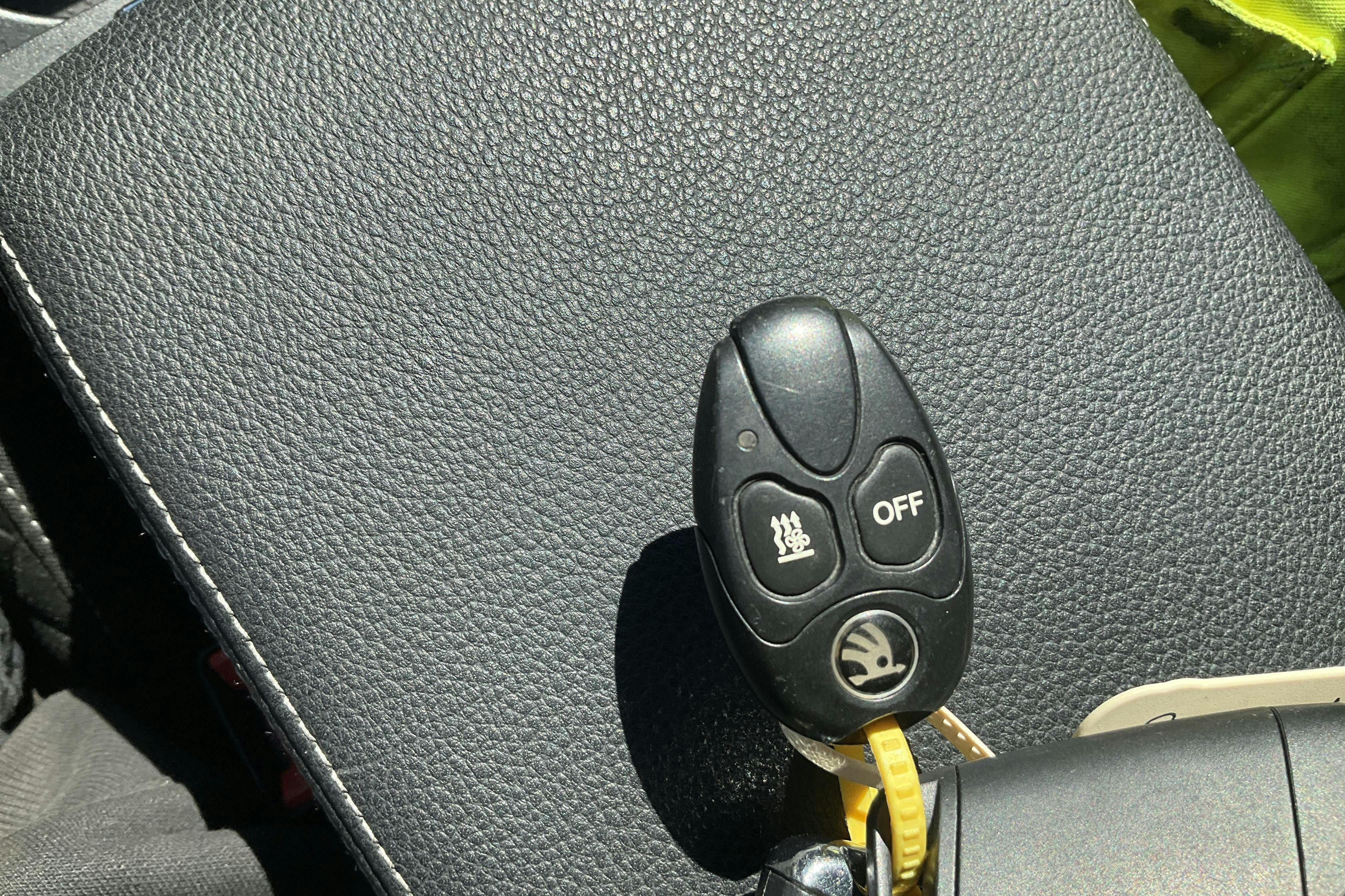 Vehicle Image 13