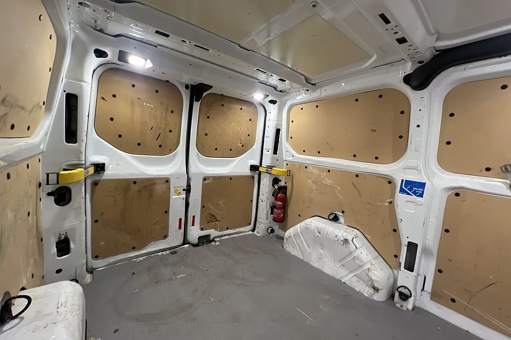 Vehicle Image 12