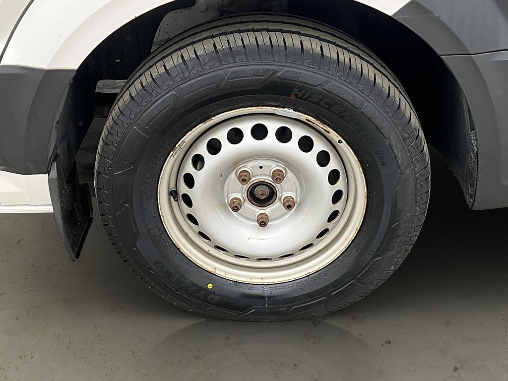 Vehicle Image 36
