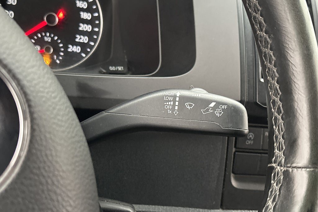 Vehicle Image 29