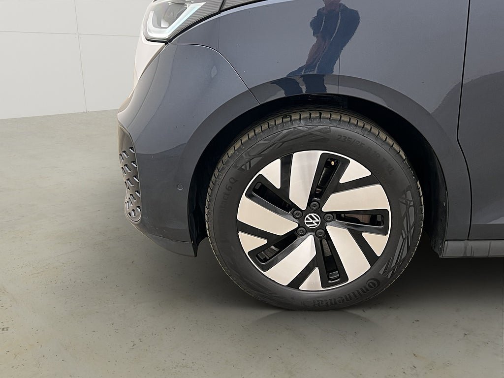 Vehicle Image 36