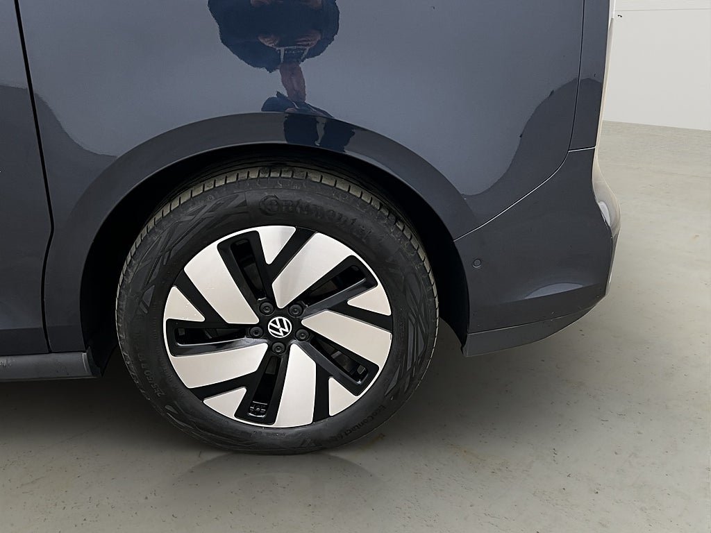 Vehicle Image 37