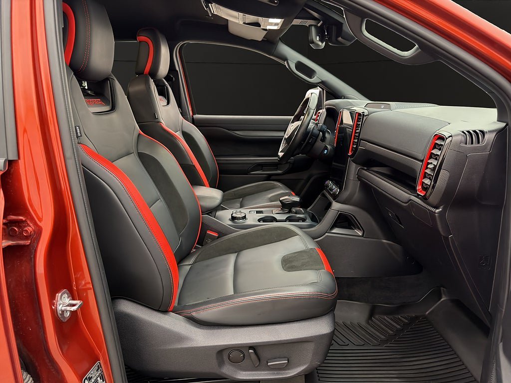 Vehicle Image 36
