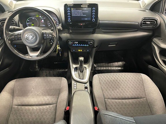 Vehicle Image 9