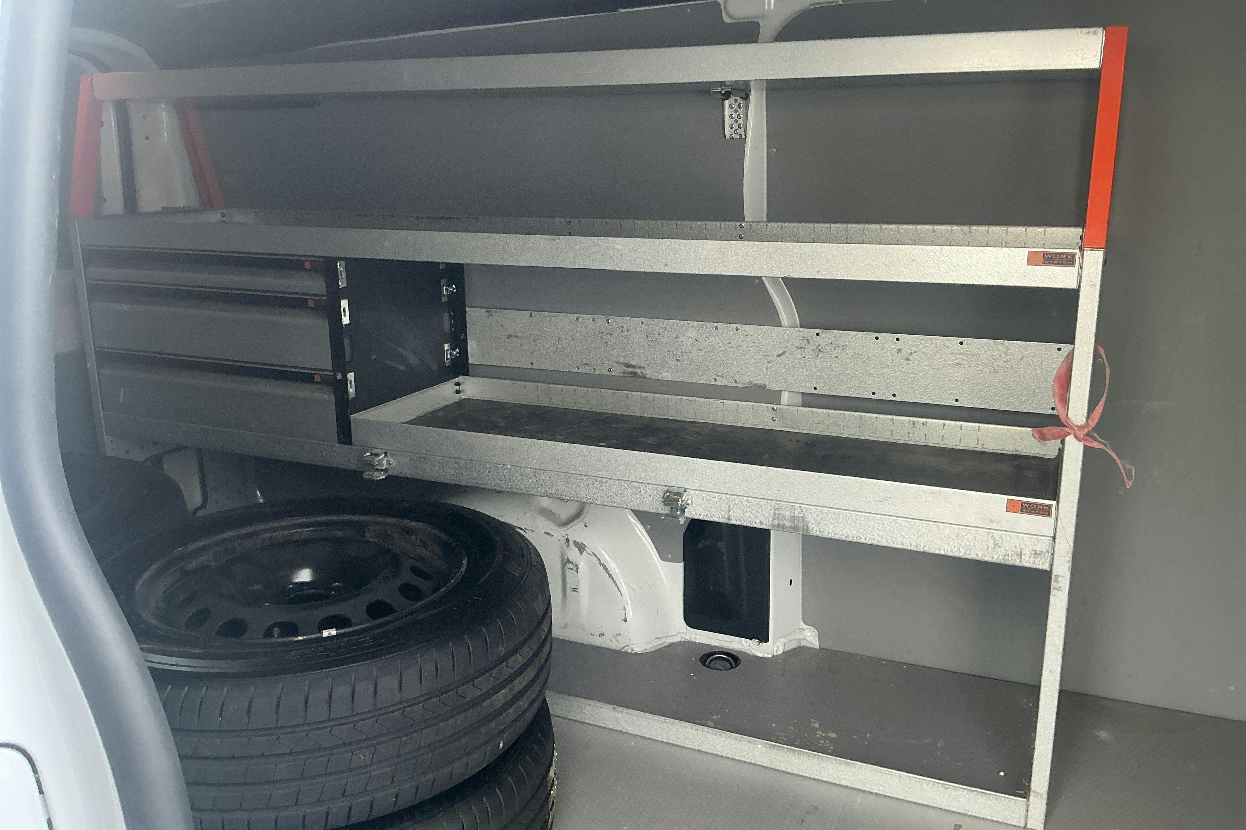 Vehicle Image 15