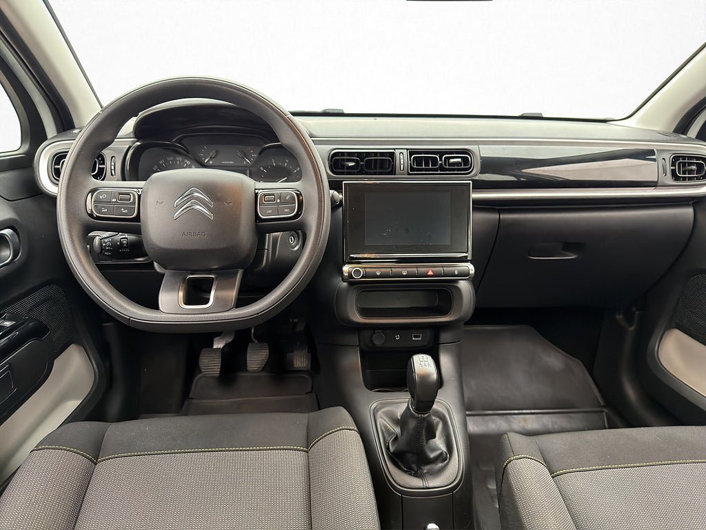 Vehicle Image 12