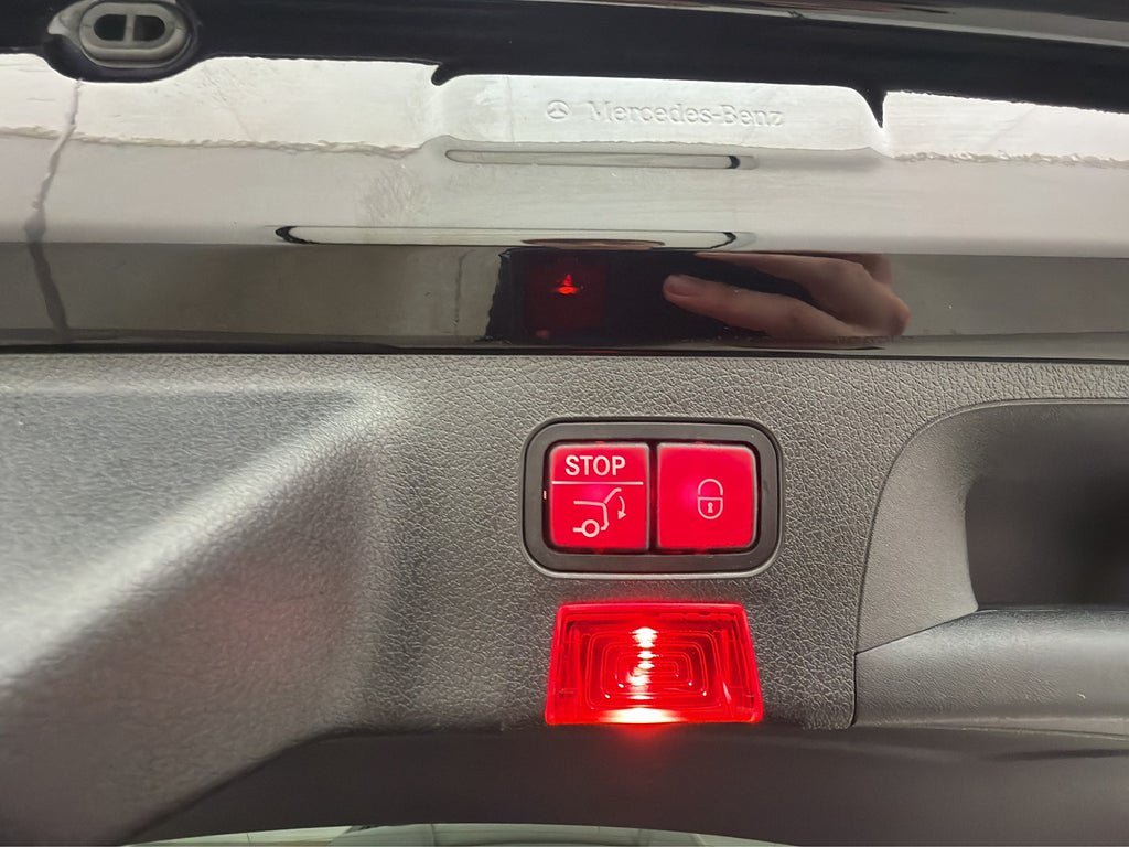 Vehicle Image 32