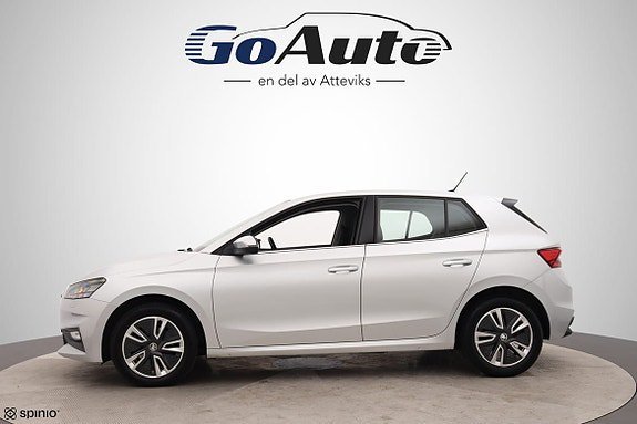 Vehicle Image 6
