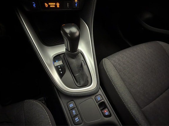 Vehicle Image 21
