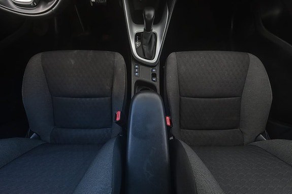 Vehicle Image 22