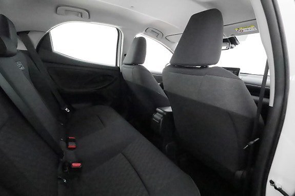 Vehicle Image 24