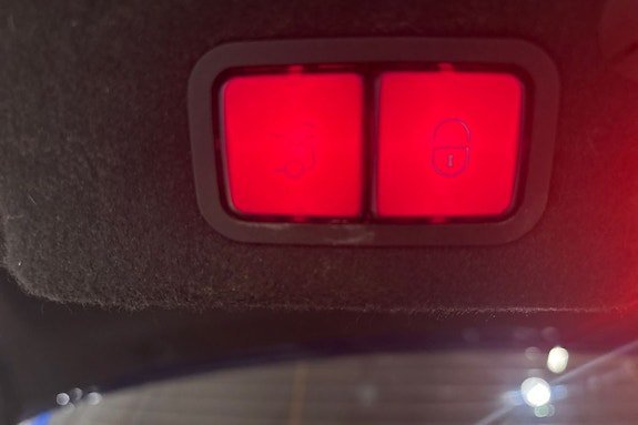 Vehicle Image 26
