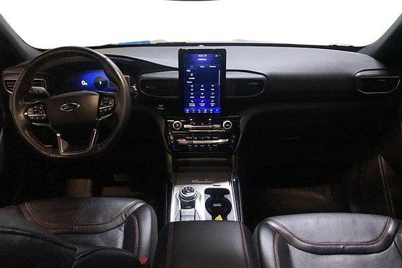 Vehicle Image 9