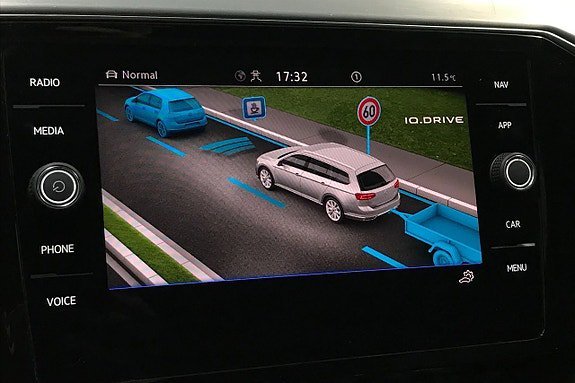 Vehicle Image 24