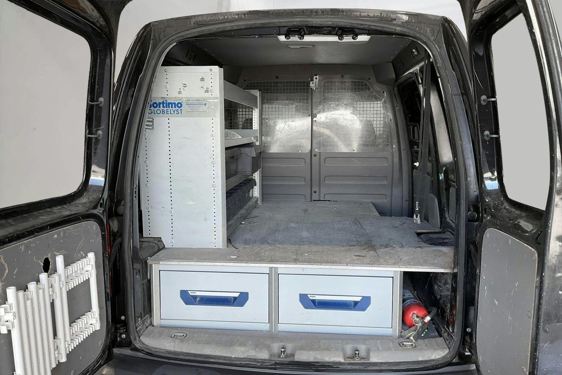 Vehicle Image 9