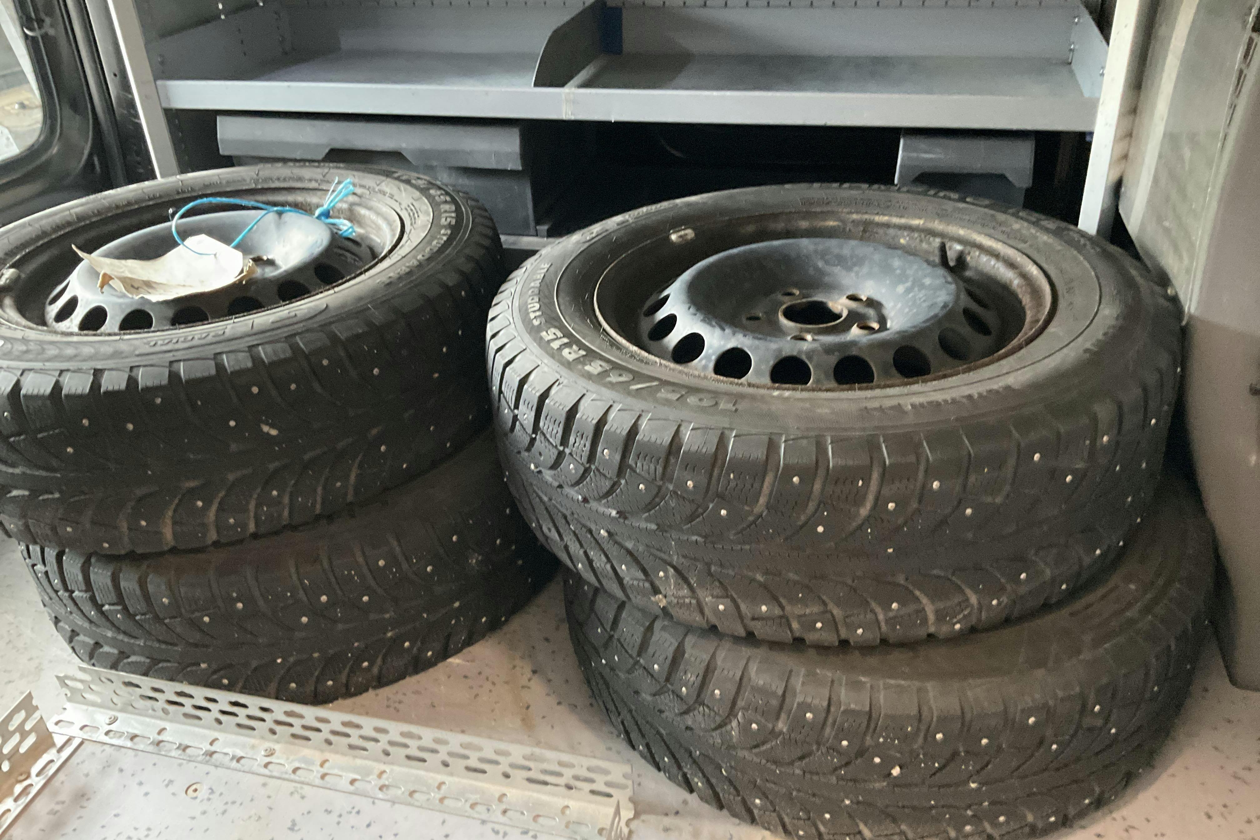 Vehicle Image 14