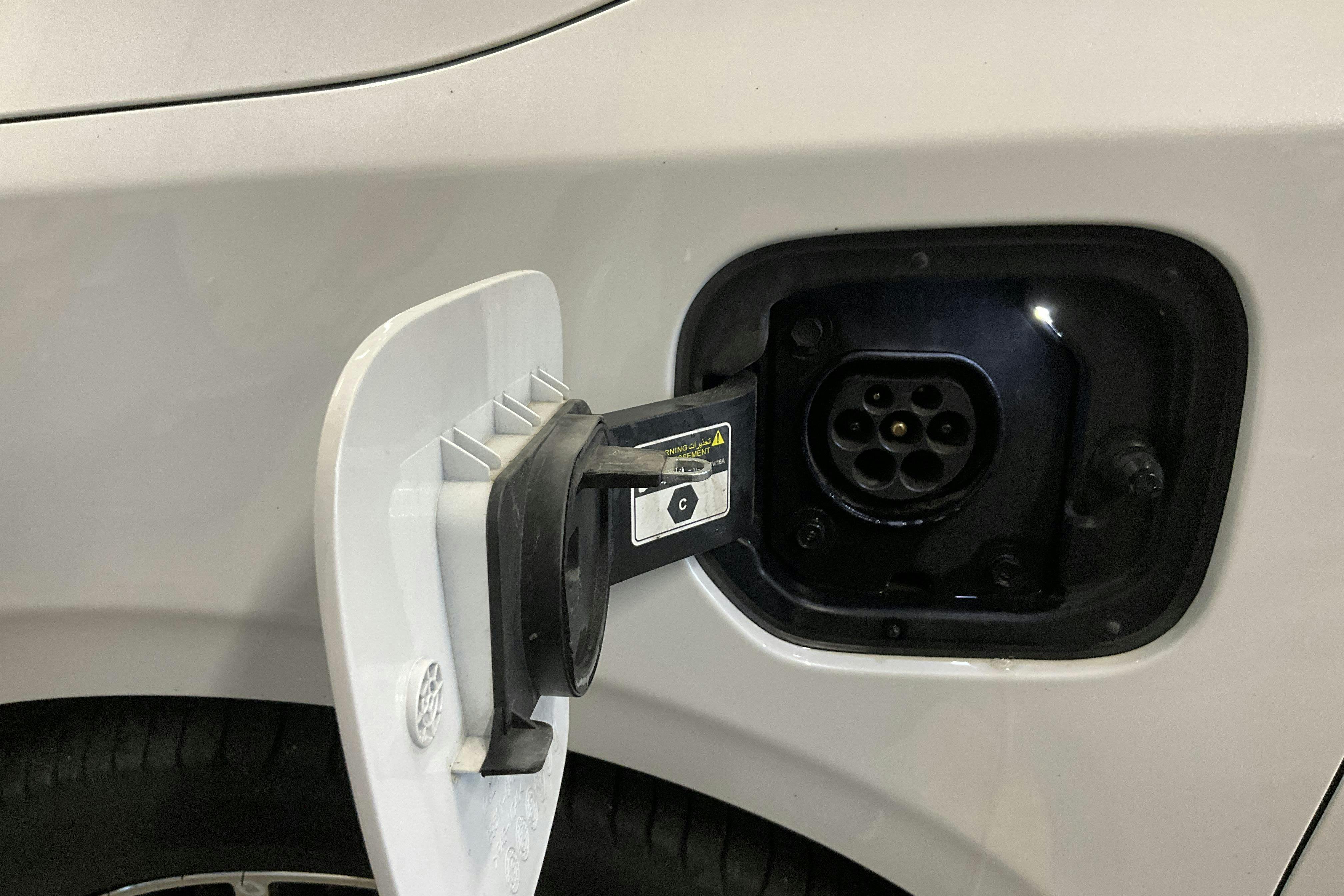 Vehicle Image 19