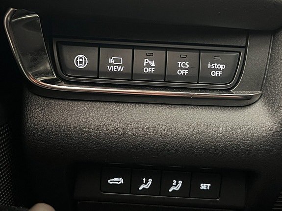 Vehicle Image 26
