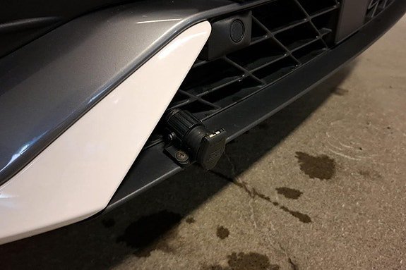 Vehicle Image 12