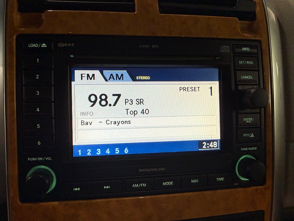 Vehicle Image 12