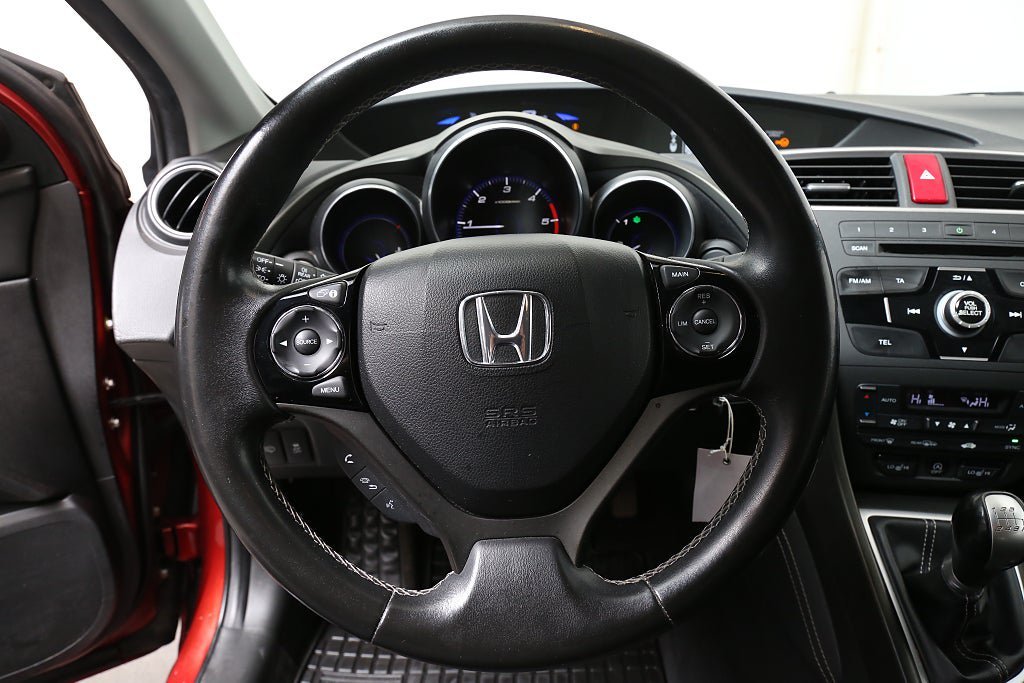 Vehicle Image 17
