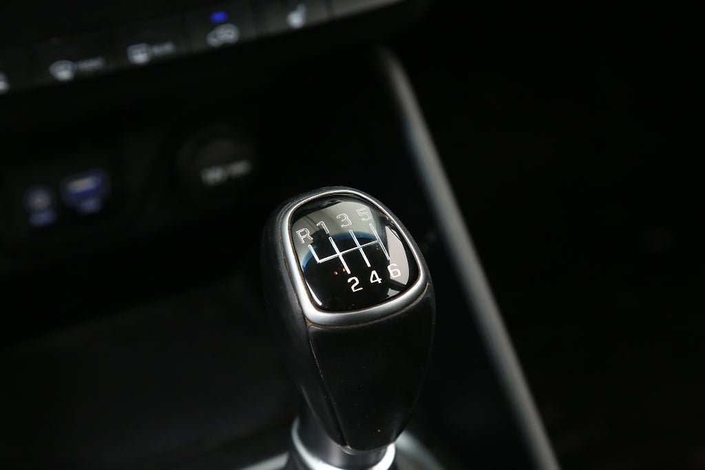 Vehicle Image 22