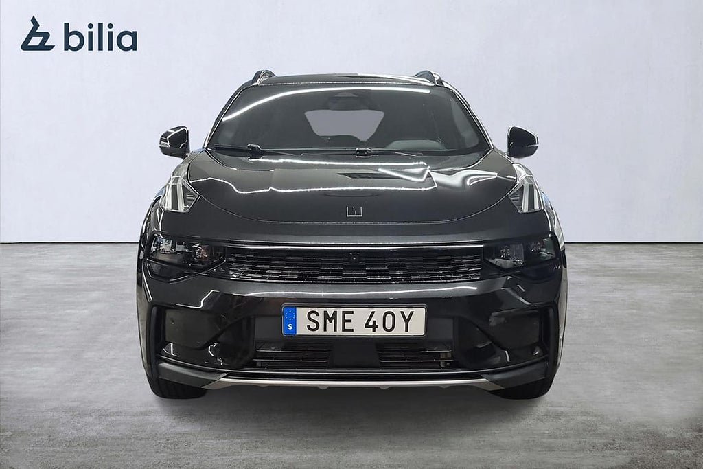 Vehicle Image 6