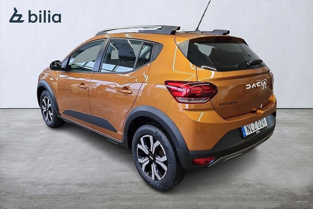 Vehicle Image 7