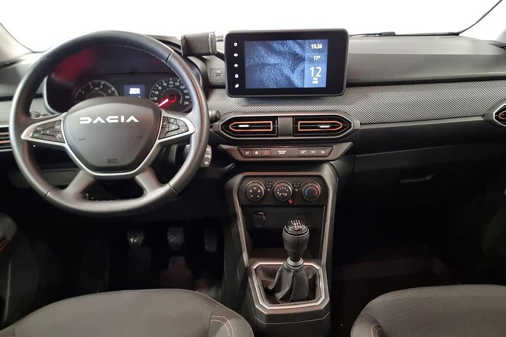 Vehicle Image 15