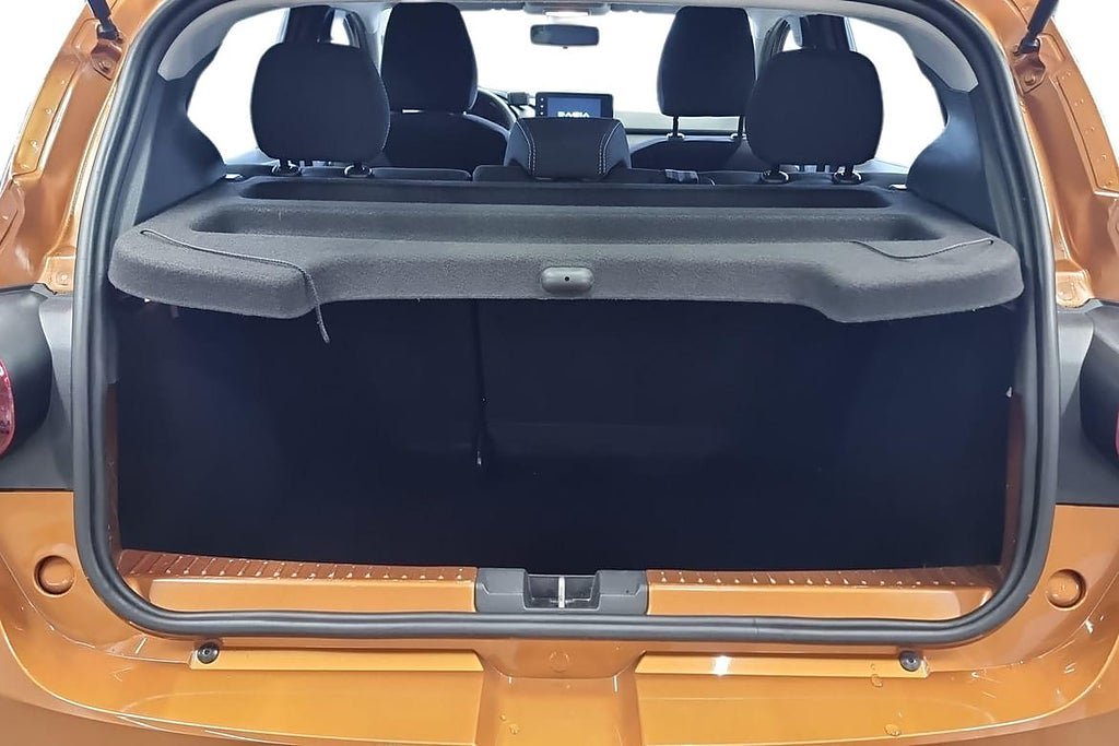 Vehicle Image 19