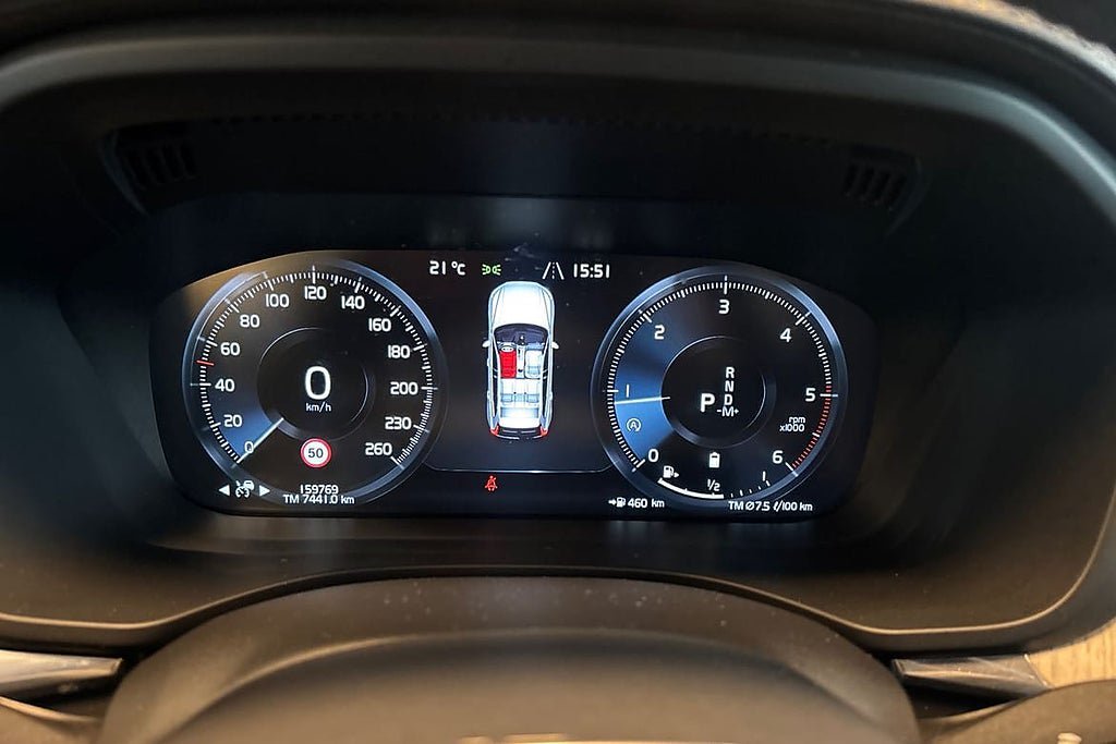 Vehicle Image 16